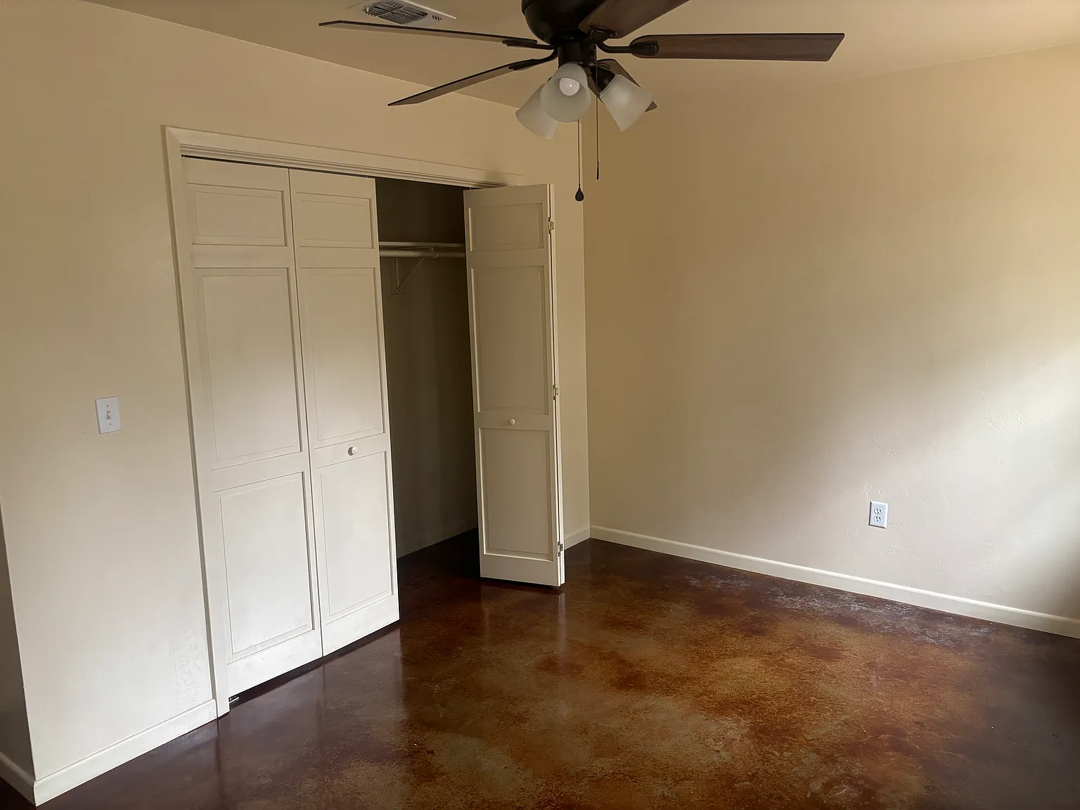 Strackbein Dr, Fredericksburg — Photo 2