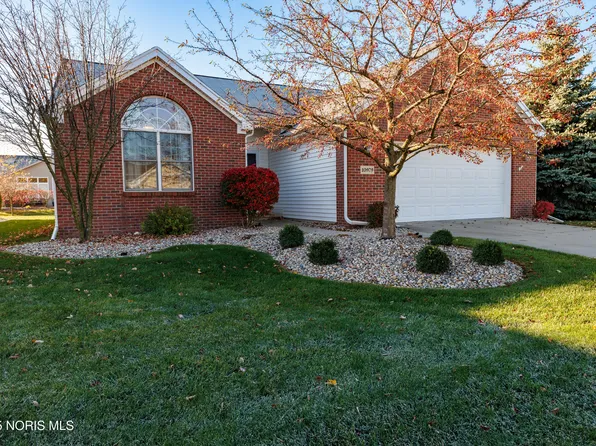 10979 S Lakes Dr, Perrysburg, OH 43551