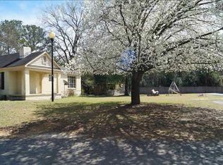 3714 Live Oak St, Columbia, SC 29205