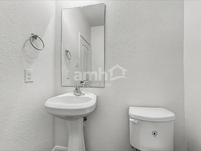 1211 Arizona Dr — Photo 8