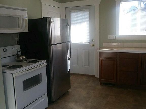 Kitchen (range is being replaced)
