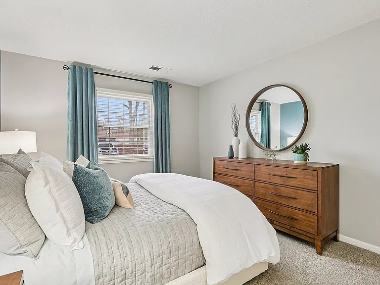 Cozy bedroom with carpet
