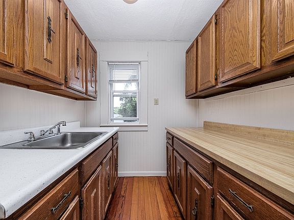 3rd image of 51 Rosemont St Unit 2