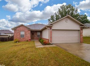 3011 Wildwood Dr, Benton, AR 72015
