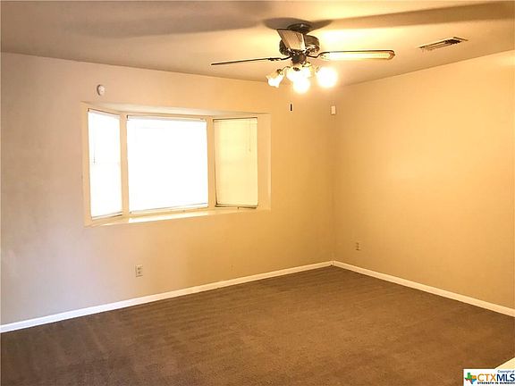 4th image of 2200 Estelle Ave