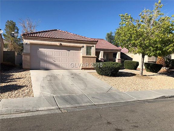 3rd image of 622 Blossom Berry Ct
