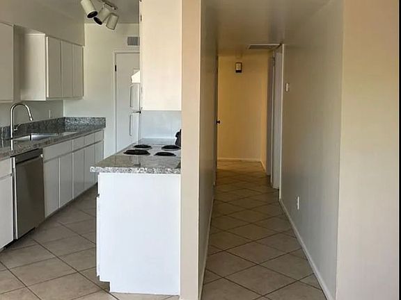 2nd image of 1401 E Dunlap Ave #1419-4