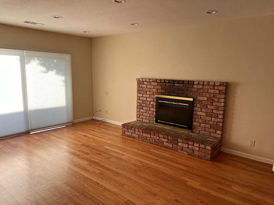 1st image of 6317 Lillian Way