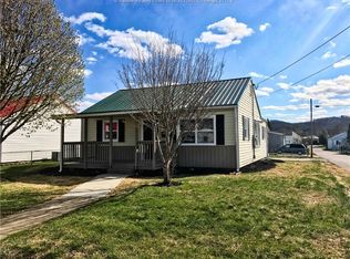 2351 Grant Ave, Saint Albans, WV 25177