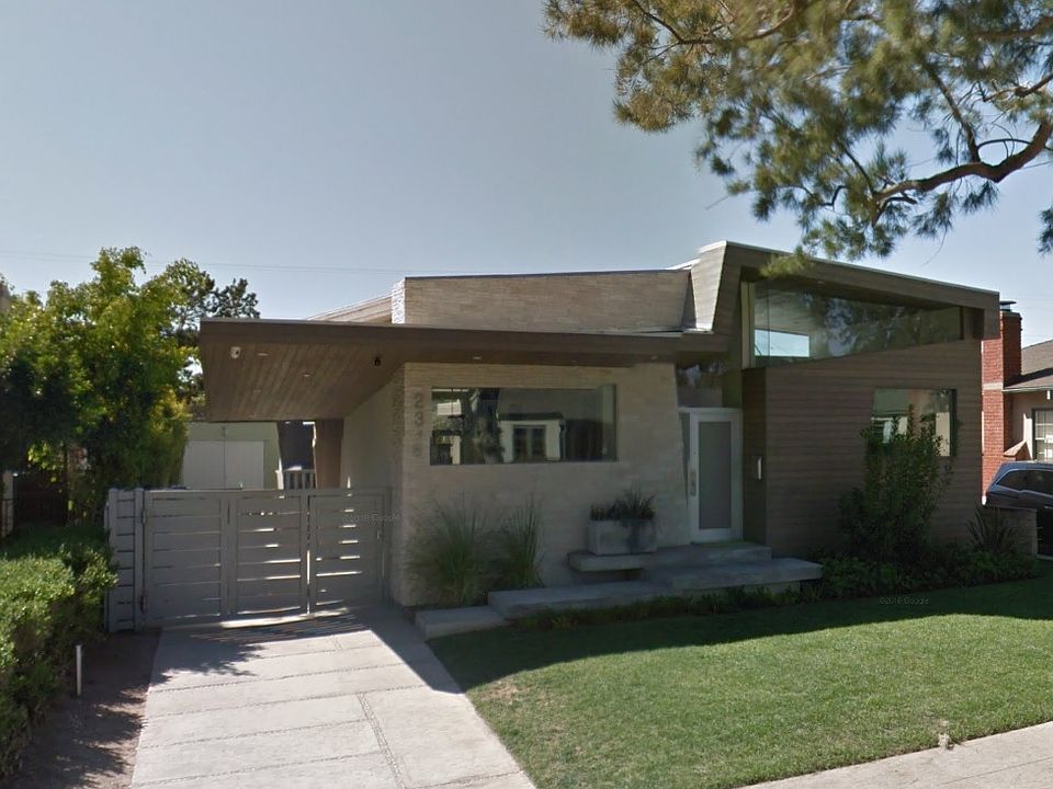 1st image of 2318 26th St