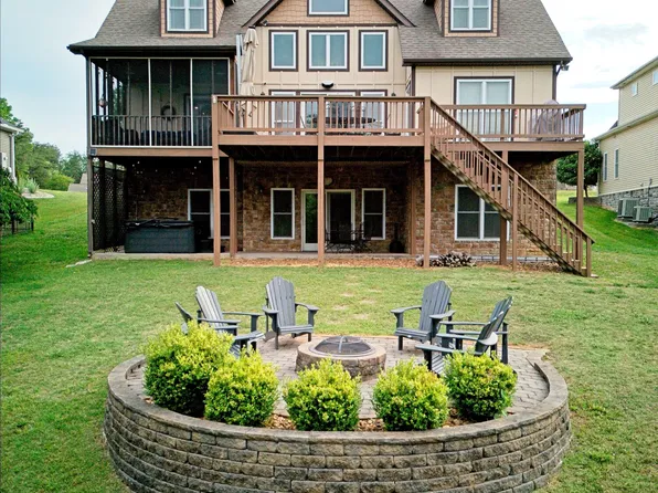 155 W Canterbury Dr, Bronston, KY 42518