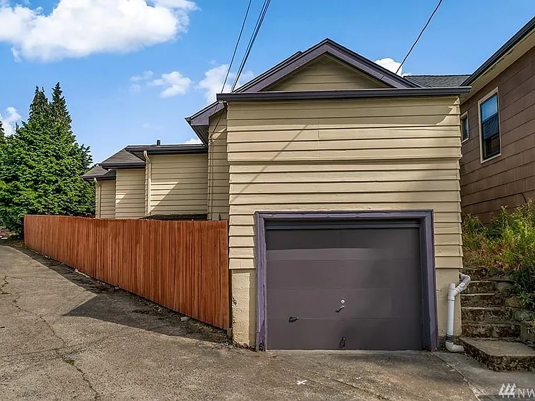 7731 14th Ave NE — Photo 29