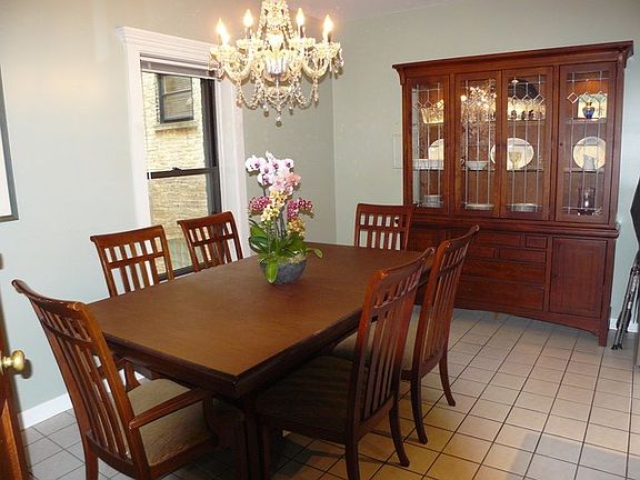 5th image of 4184 N Clarendon Ave #1N