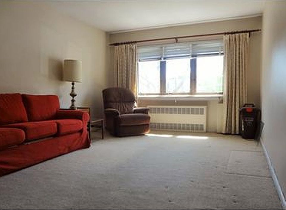 1st image of 52-02 62nd St
