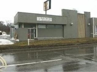 4496 Dixie Hwy, Waterford, MI 48329