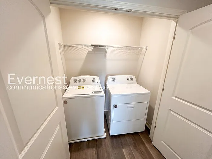 109 Maple Spring Trl — Photo 15