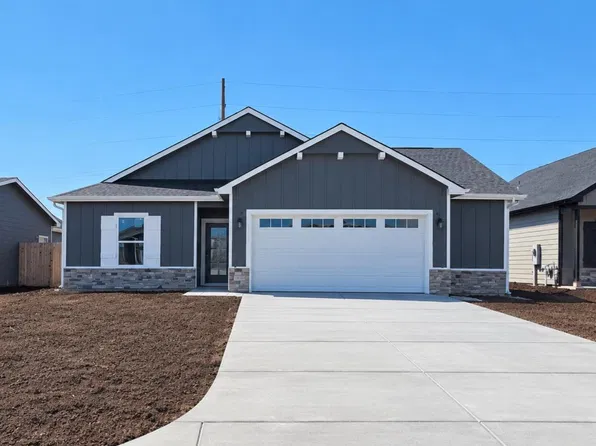 939 N Forestview St, Wichita, KS 67235