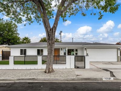 1202 N Gates St, Santa Ana, CA, 92703