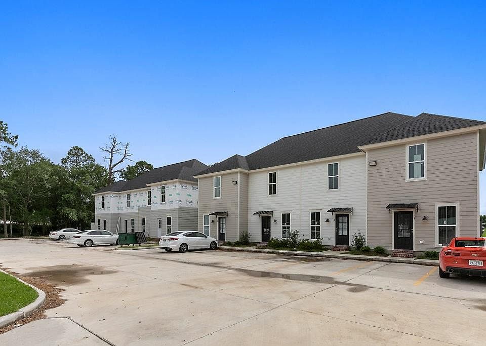 1st image of 4320 Louisiana Ave #17