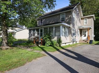 24 Spring St, Phoenix, NY 13135