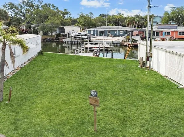 8740 43rd Ave N #136, Saint Petersburg, FL 33709