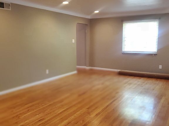 4th image of 7510 Castleton Pl