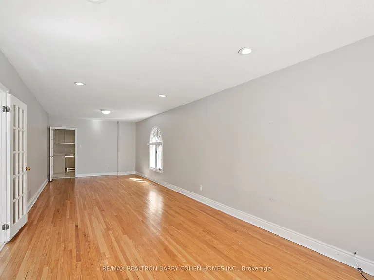 238 Spring Garden Ave — Photo 4