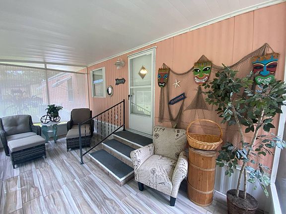 5th image of 7222 Rosewood Dr