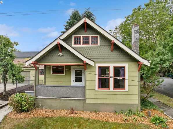 2504 SE Tibbetts St, Portland, OR 97202