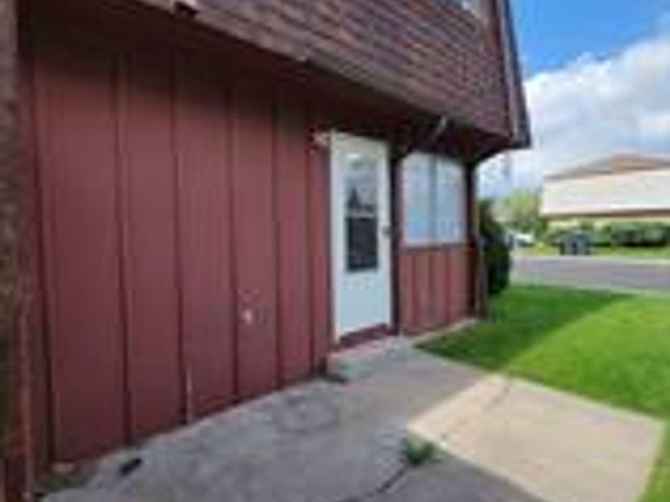 1st image of 718 37th Ave APT 1