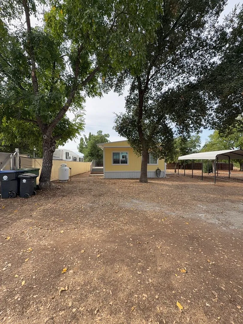 13590 Eastlake Dr Ext — Photo 1