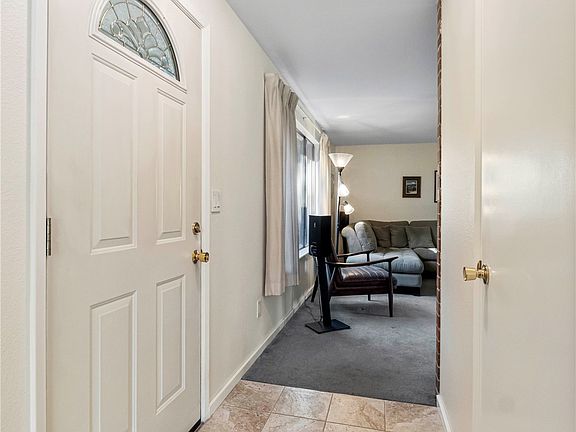 5th image of 12623 106th Avenue Ct E
