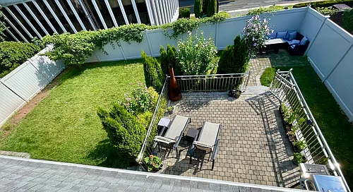 266 Frances St Photo 1