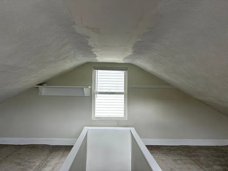 410 Colton St — Photo 16