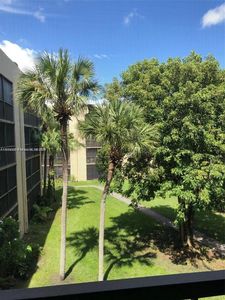 8625 NW 8th St APT 316, Miami, FL, 33126