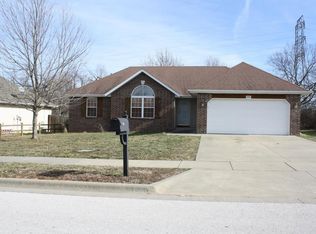 3890 S Keystone Ave, Springfield, MO 65807