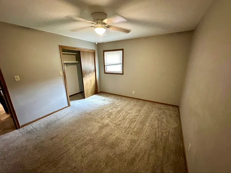 410 Harvest Rd — Photo 8