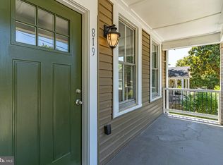 819 57th Pl, Capitol Heights, MD 20743