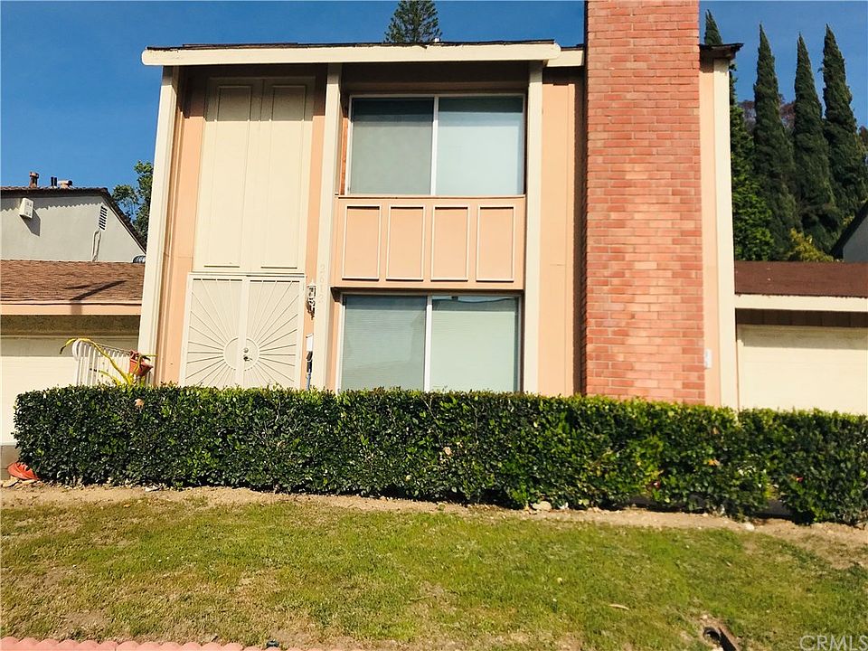 1st image of 2612 Greenleaf Dr