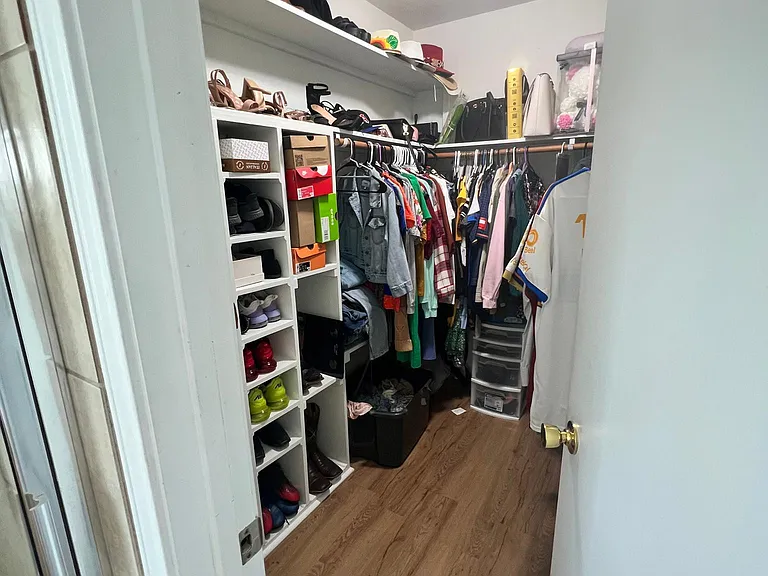 8715 Leadore Dr — Photo 9