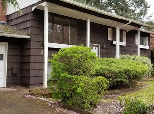 17903 Belmore Ave, Lake Oswego, OR 97035