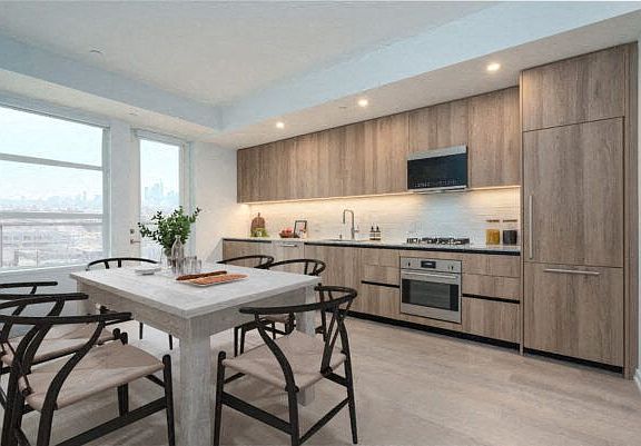 5th image of 6933 Santa Monica Blvd #703