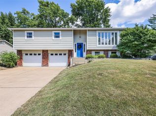 2816 Olde Gloucester Dr, Saint Charles, MO 63301