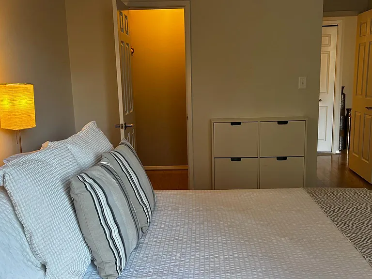 4801 Fairmont Ave #313 — Photo 9