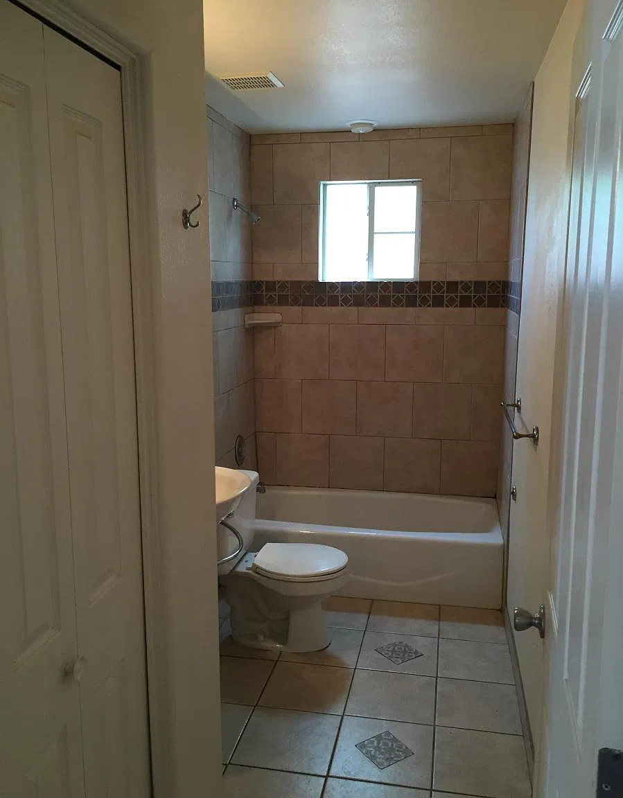 2 bed, 800 sqft, $1,695 — Photo 2