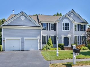 120 Amberville Rd, North Andover, MA 01845