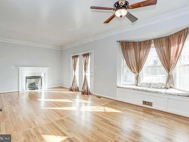 2 New Market Ct — Photo 21