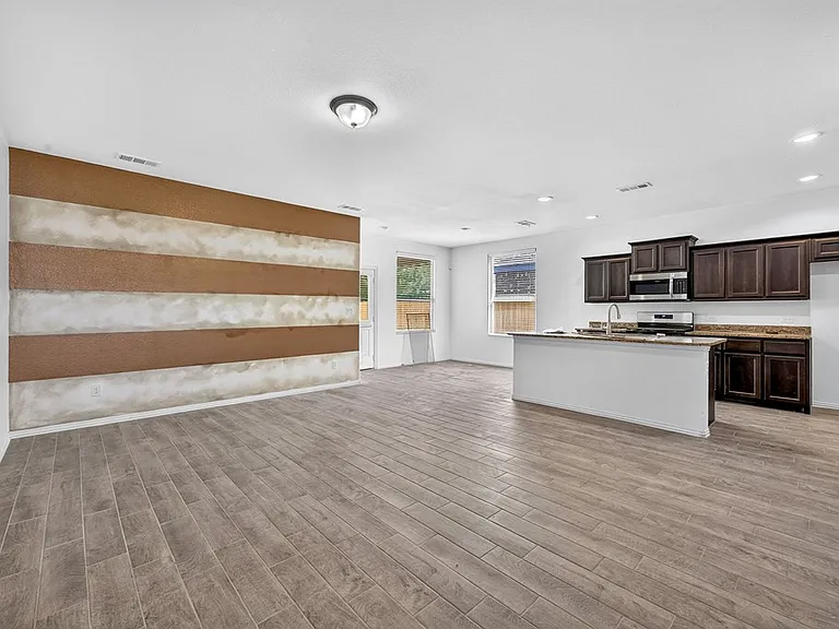 7305 Fossell Ranch Rd — Photo 4