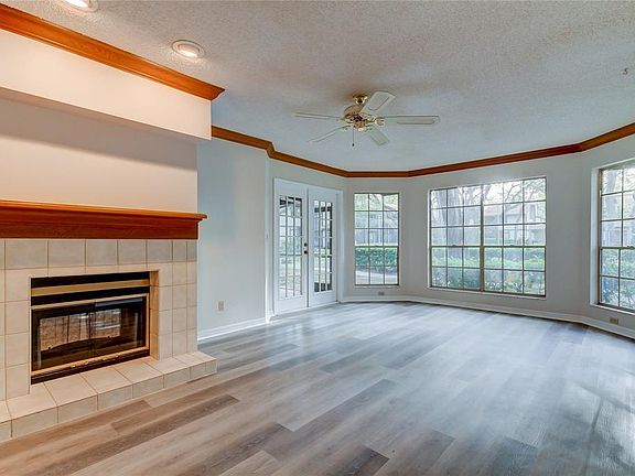3rd image of 2679 Walnut Dr