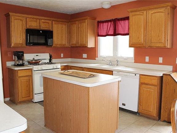3rd image of 5277 Bringham Dr